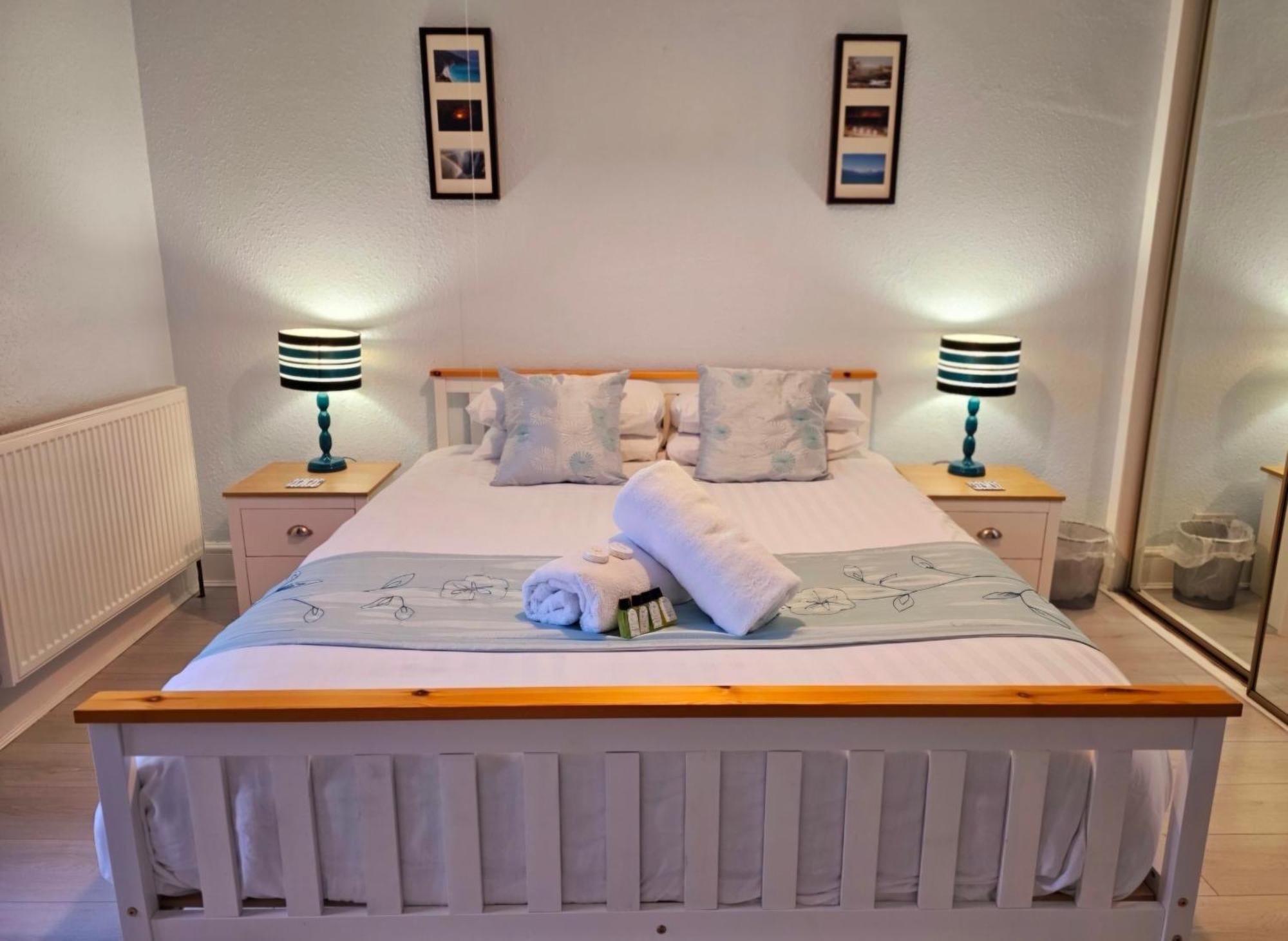 Sea Views, Big 2 Bed Flat Close To Beach & Harbour Ilfracombe Esterno foto